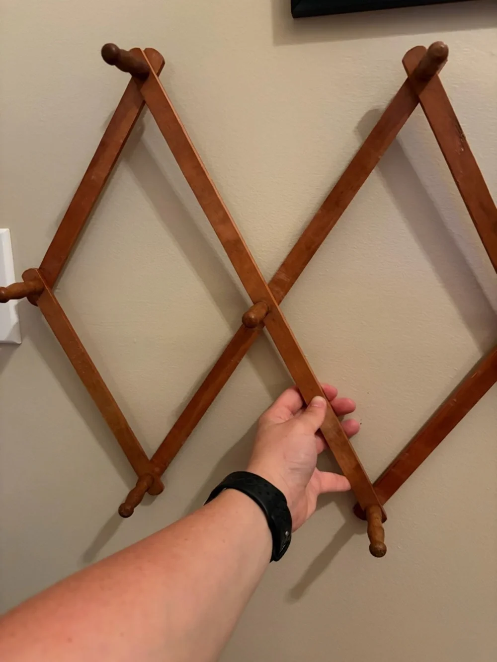 Vintage 10 Peg Accordion Wooden Wall Rack Coat Rack
